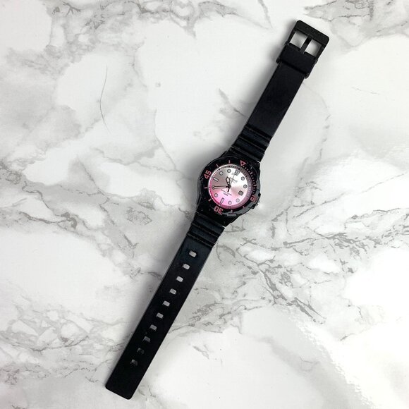 Casio Quartz Gradient Pink Dial - Black Frame and Strap (Model LRW-200H) - Picture 2 of 4